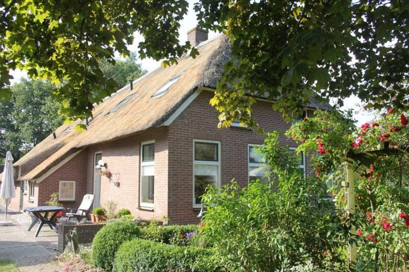 B&B An De Kraloerweg Ruinen Kültér fotó