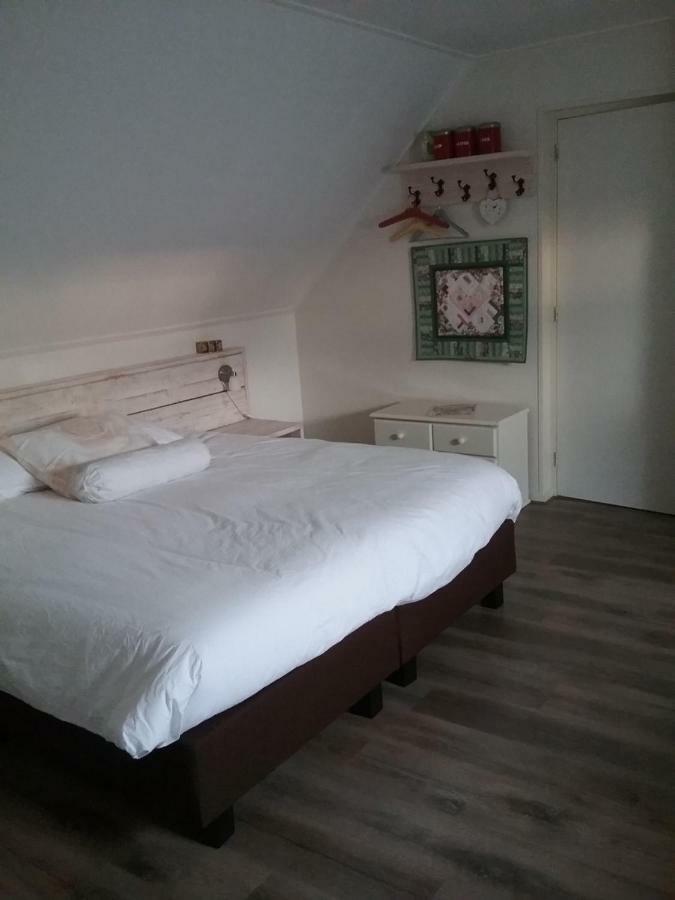 B&B An De Kraloerweg Ruinen Kültér fotó
