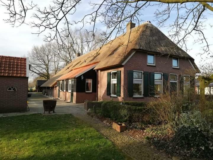B&B An De Kraloerweg Ruinen Kültér fotó